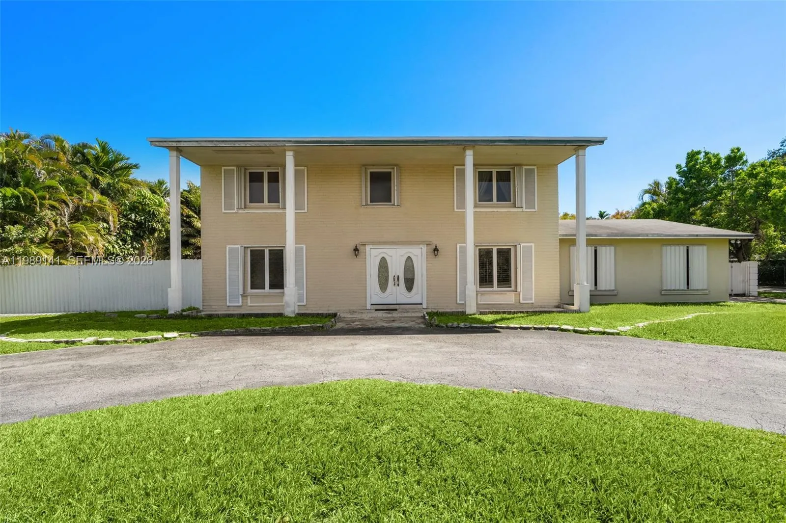 7390 SW 114th St, Pinecrest FL 33156