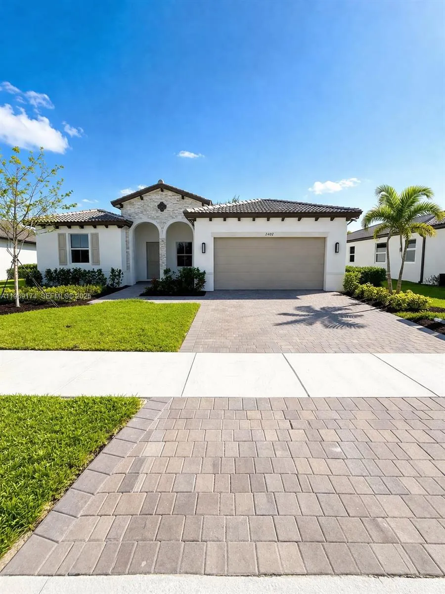 4 bedroom 3 bath for sale at 2402 SE 30th St, Homestead FL 33035