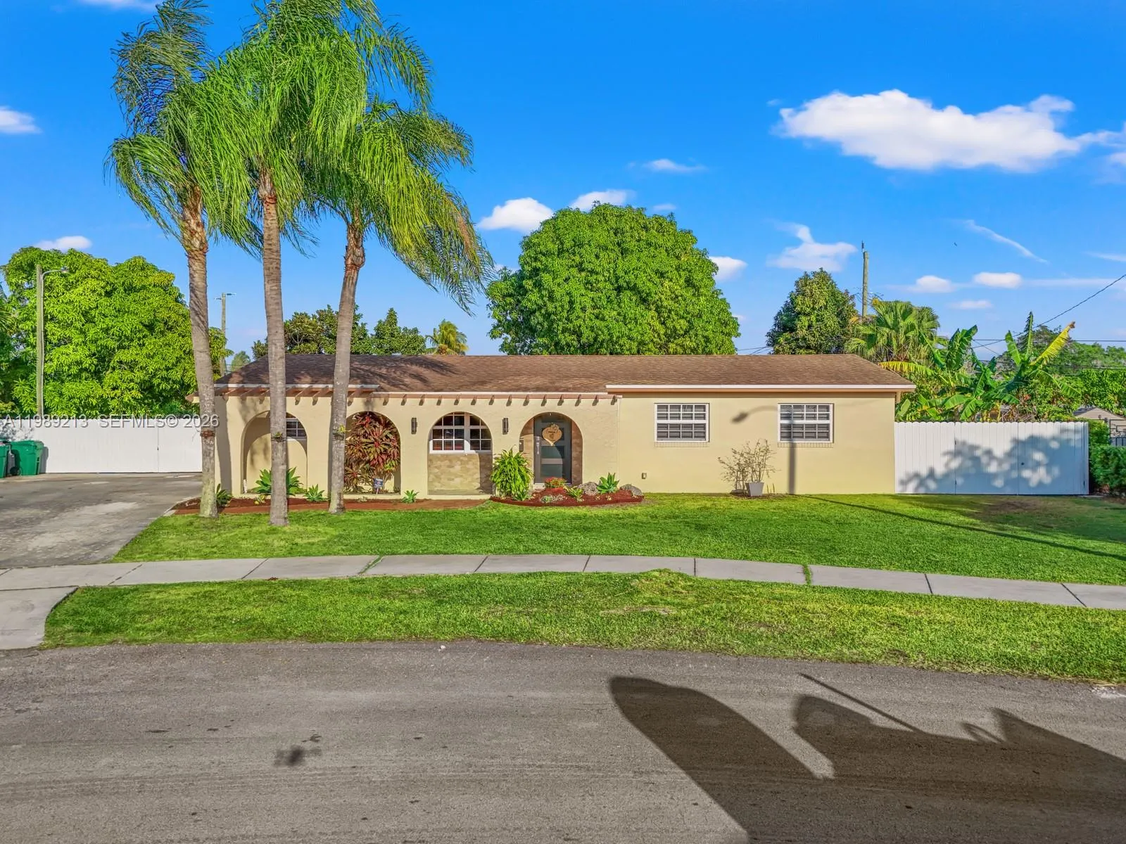 4 bedroom 3 bath for sale at 3605 SW 122nd Pl, Miami FL 33175