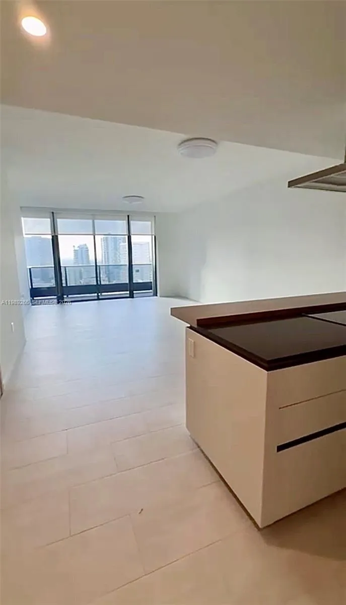 1000 brickell plz # 2008, Miami FL 33131