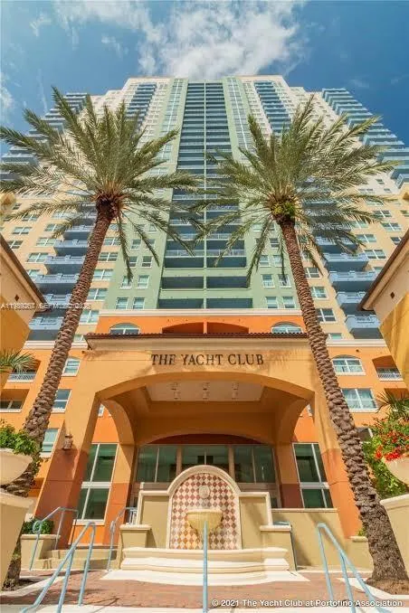 90 Alton Rd # 803, Miami Beach FL 33139