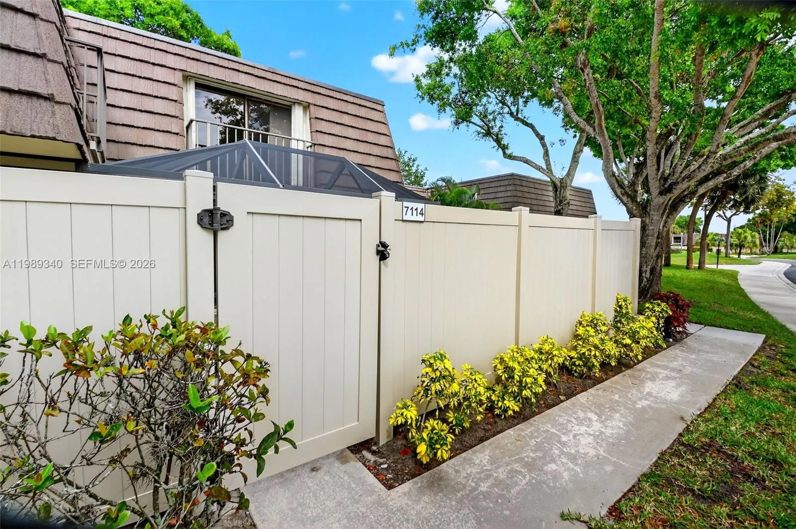 7114 71st Way, West Palm Beach FL 33407