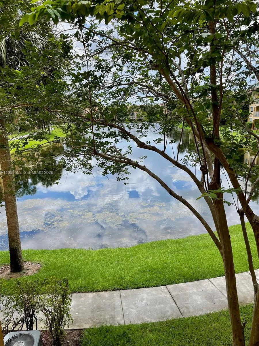 150 NW 96th Ave # 207, Pembroke Pines FL 33024