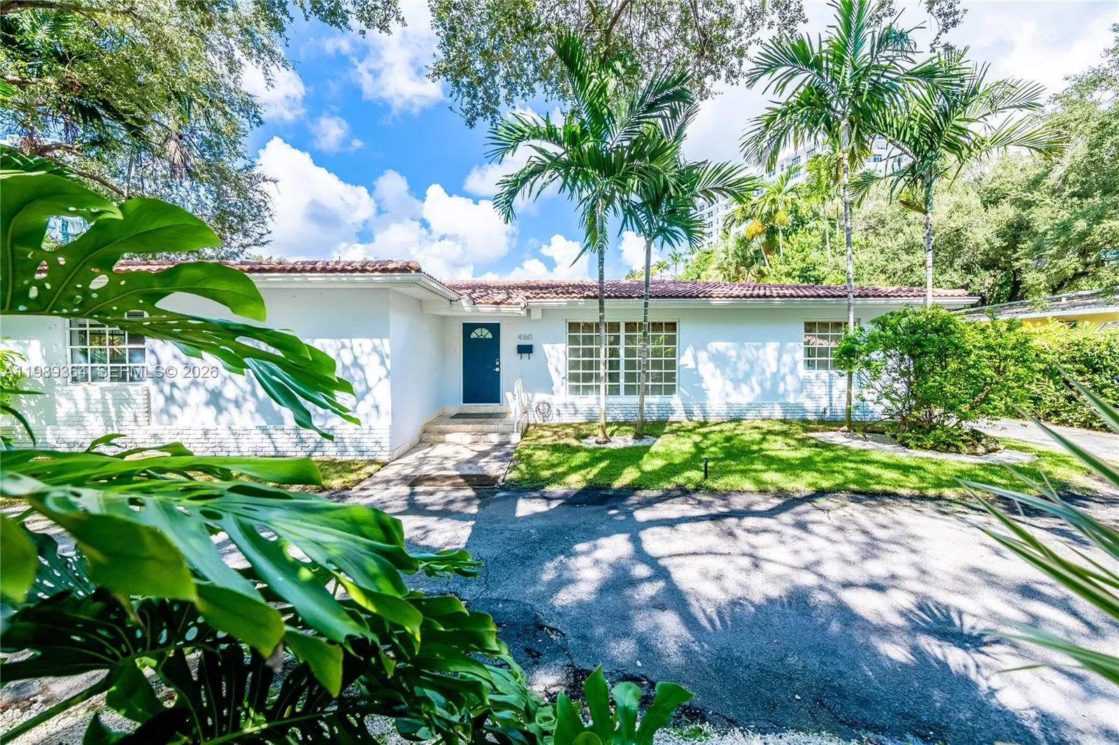 4 bedroom 3 bath for sale at 4160 Bay Point Rd, Miami FL 33137
