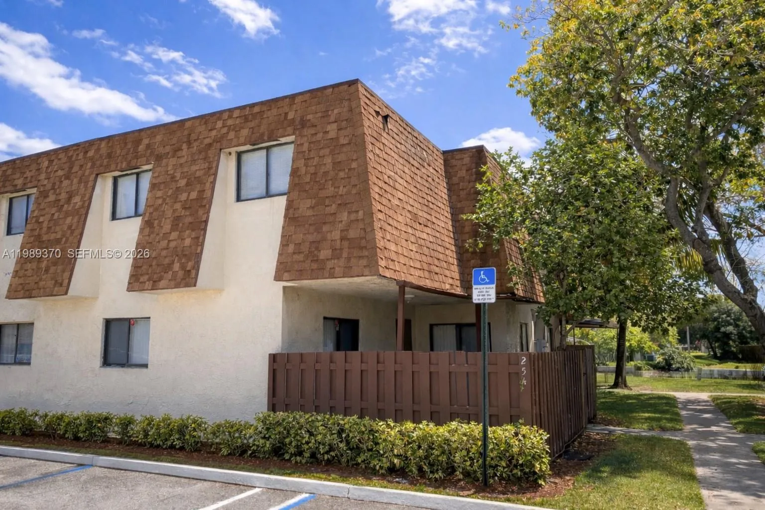 254 San Remo Blvd # 254, North Lauderdale FL 33068
