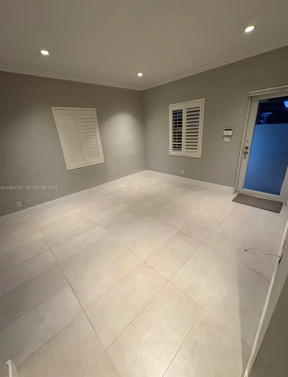 820 SW 26th St, Fort Lauderdale FL 33315