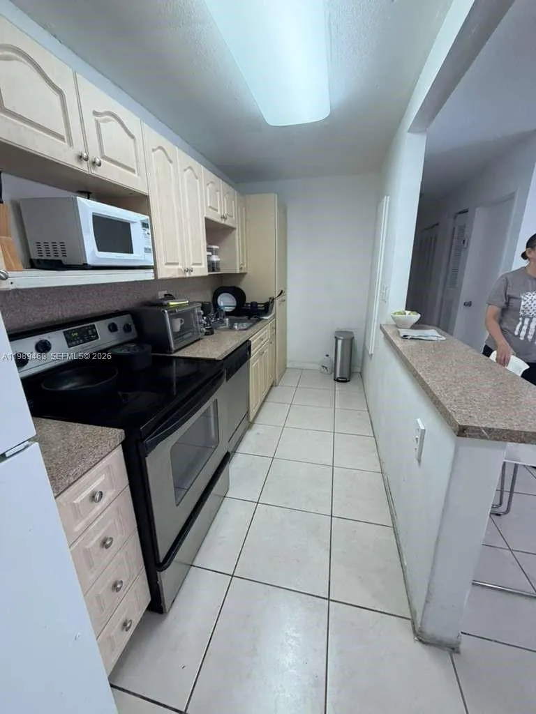 4154 NW 79th Ave # 2A, Doral FL 33166