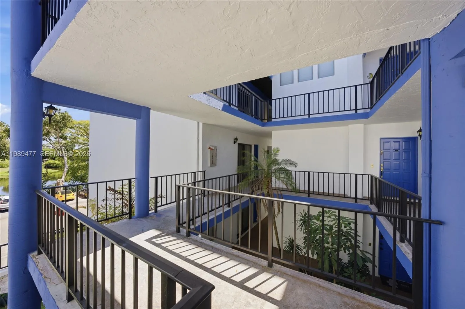 6010 S Falls Cir Dr # 323, Lauderhill FL 33319