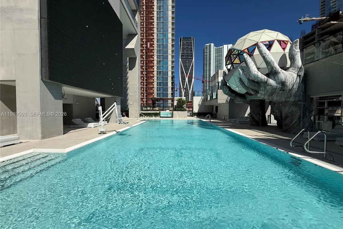 20 NE 11th ST # 3212b, Miami FL 33132