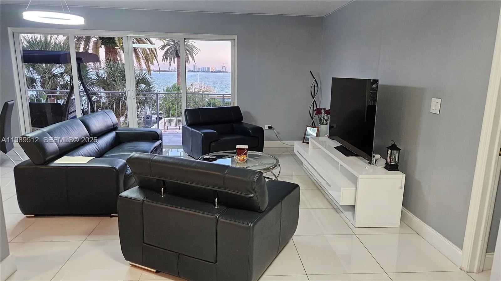 2 bedroom 2 bath for sale at 11111 Biscayne Blvd # 3F, Miami FL 33181