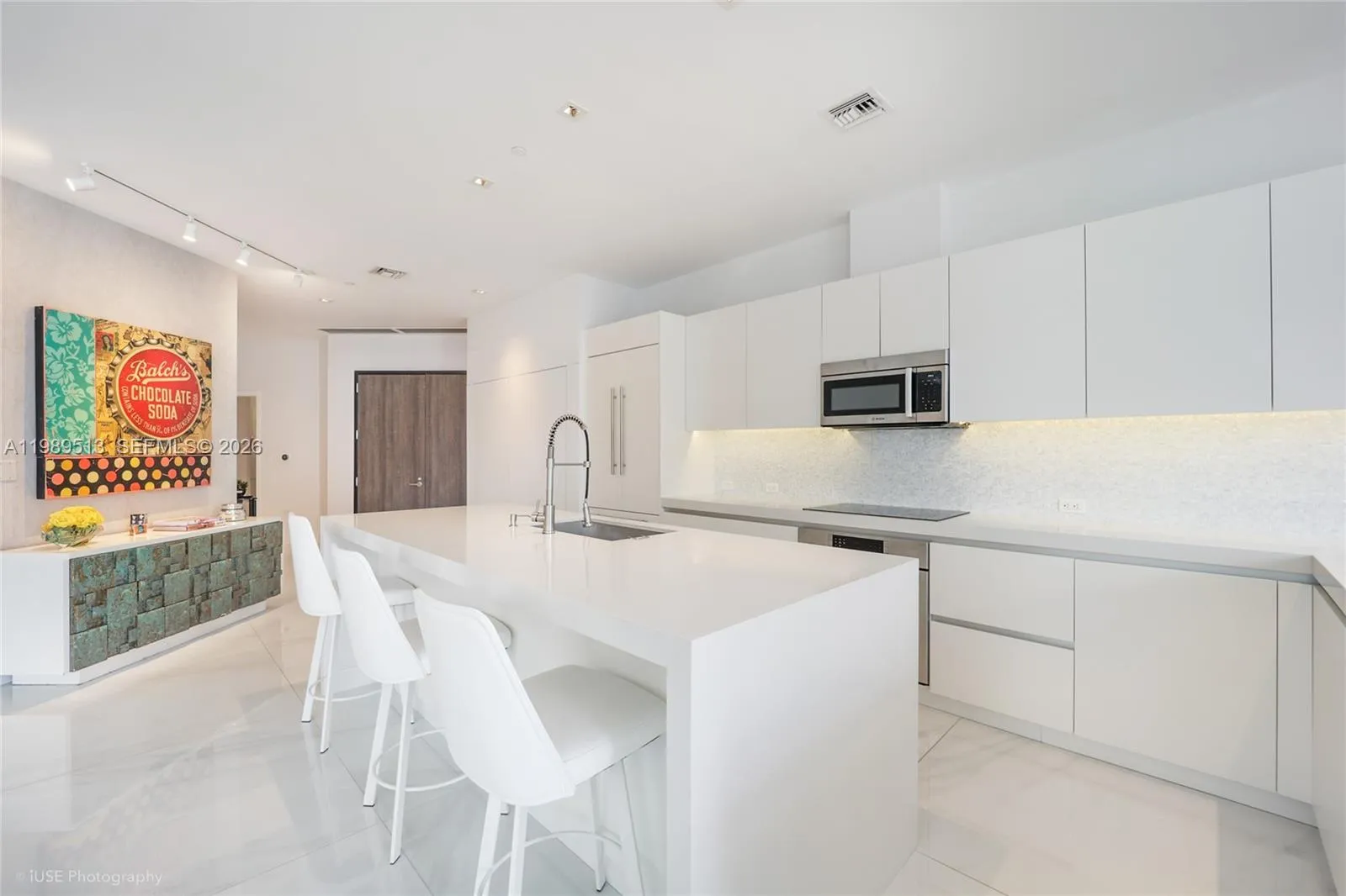 88 SW 7th St # 4101, Miami FL 33130