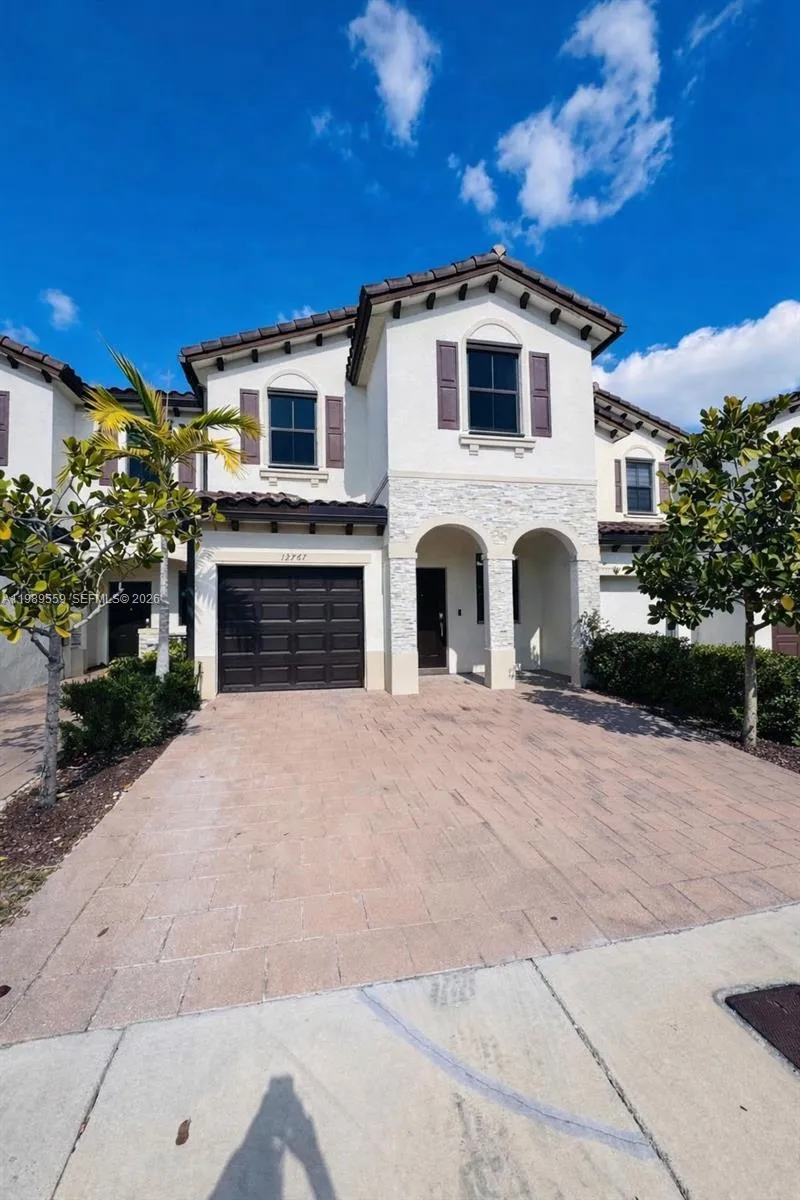 3 bedroom 2 bath for sale at 12767 SW 230th Ter, Miami FL 33170