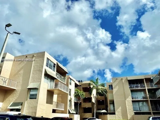 2 bedroom 2 bath for sale at 10801 SW 109th Ct # D103, Miami FL 33176