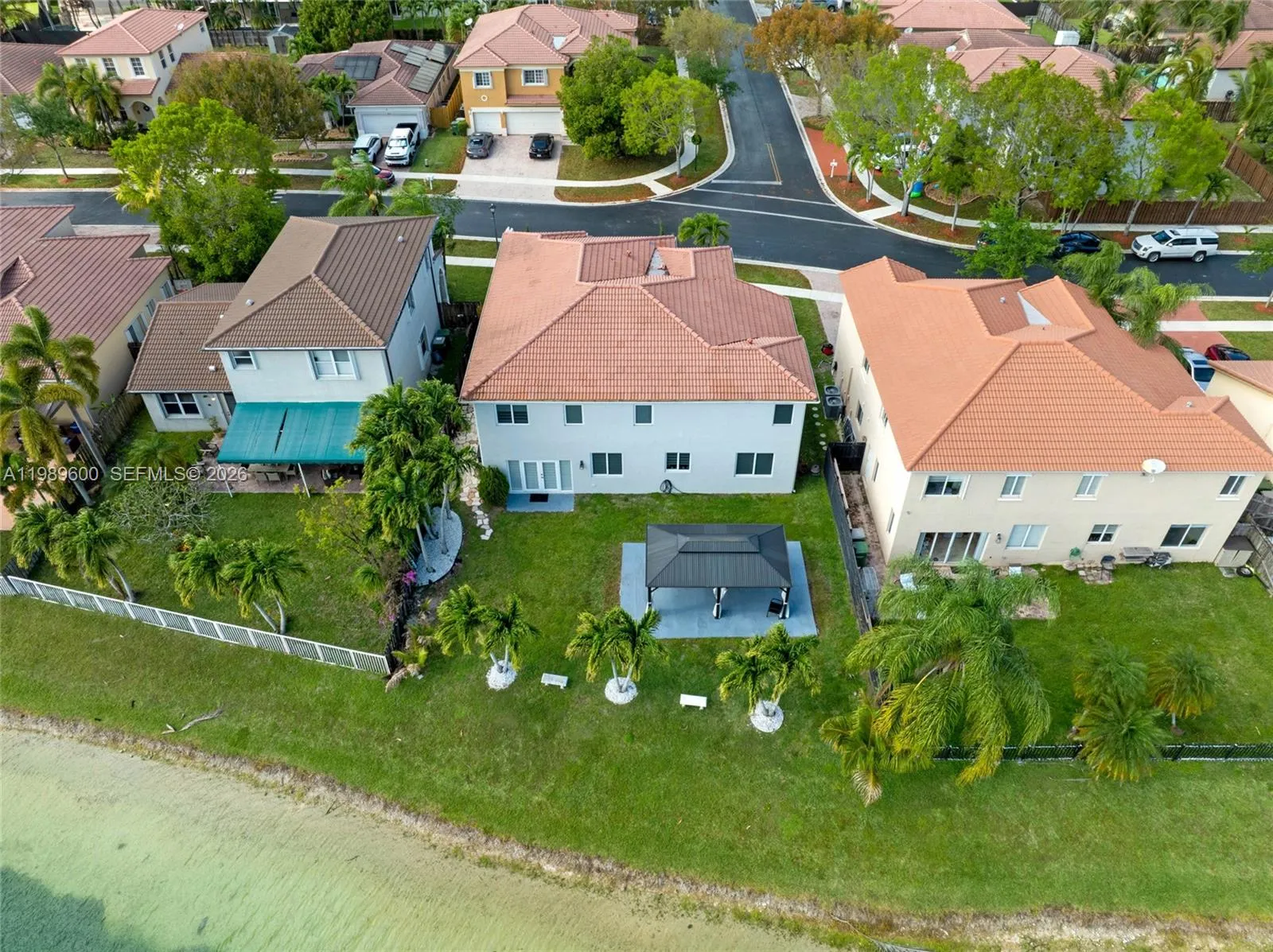 3912 NE 20th St, Homestead FL 33033