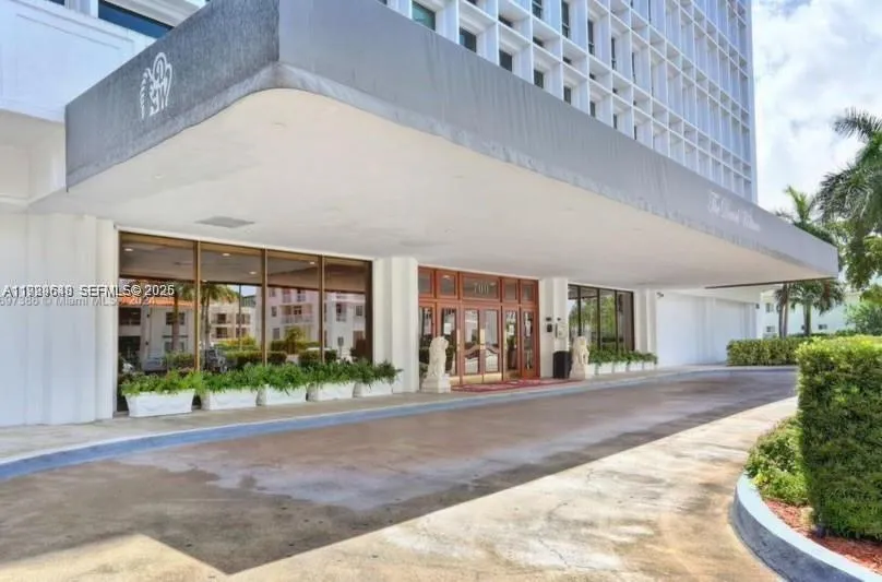 700 Biltmore Way # 1112, Coral Gables FL 33134