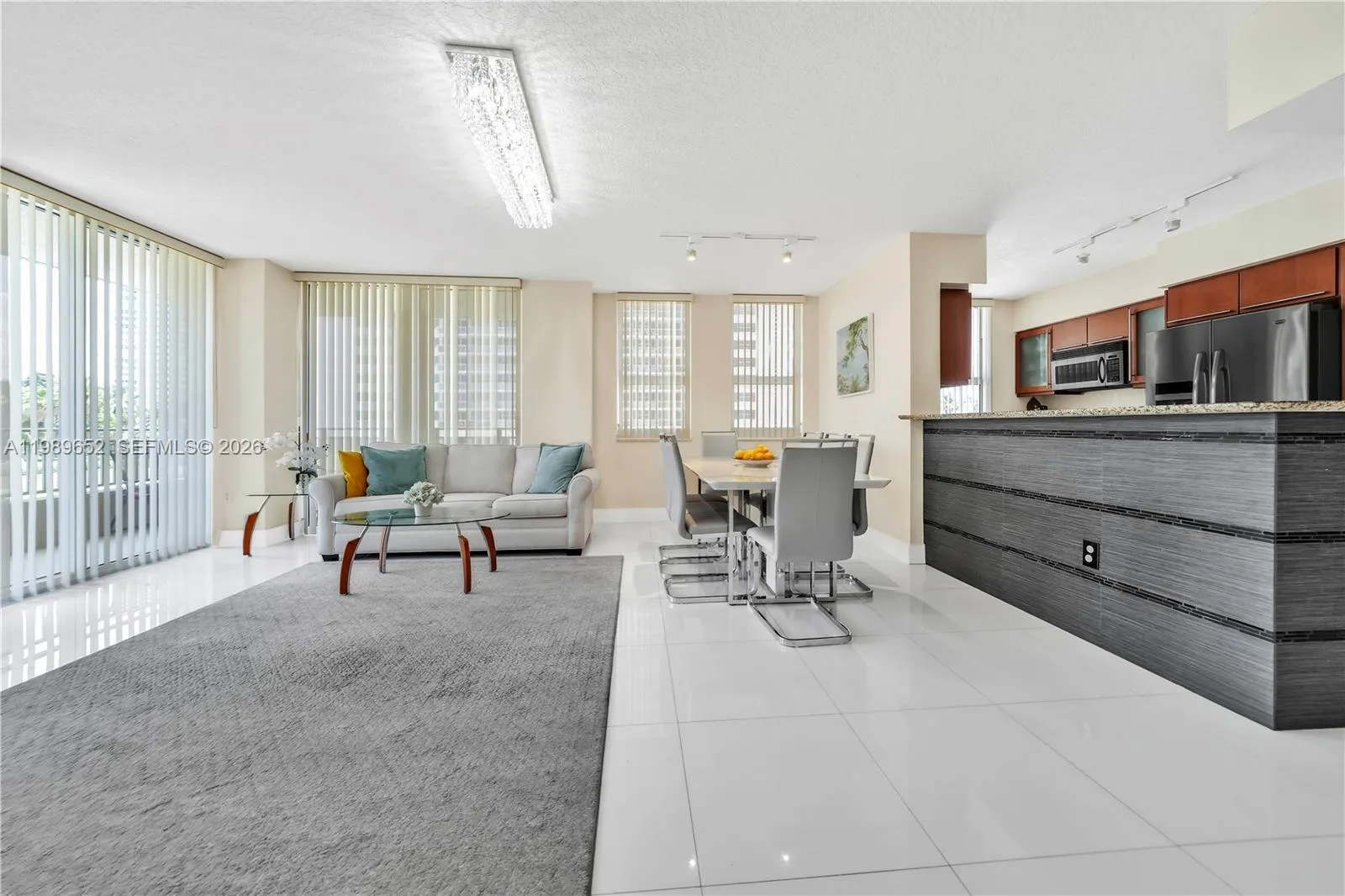 2080 S Ocean Dr # 202, Hallandale Beach FL 33009