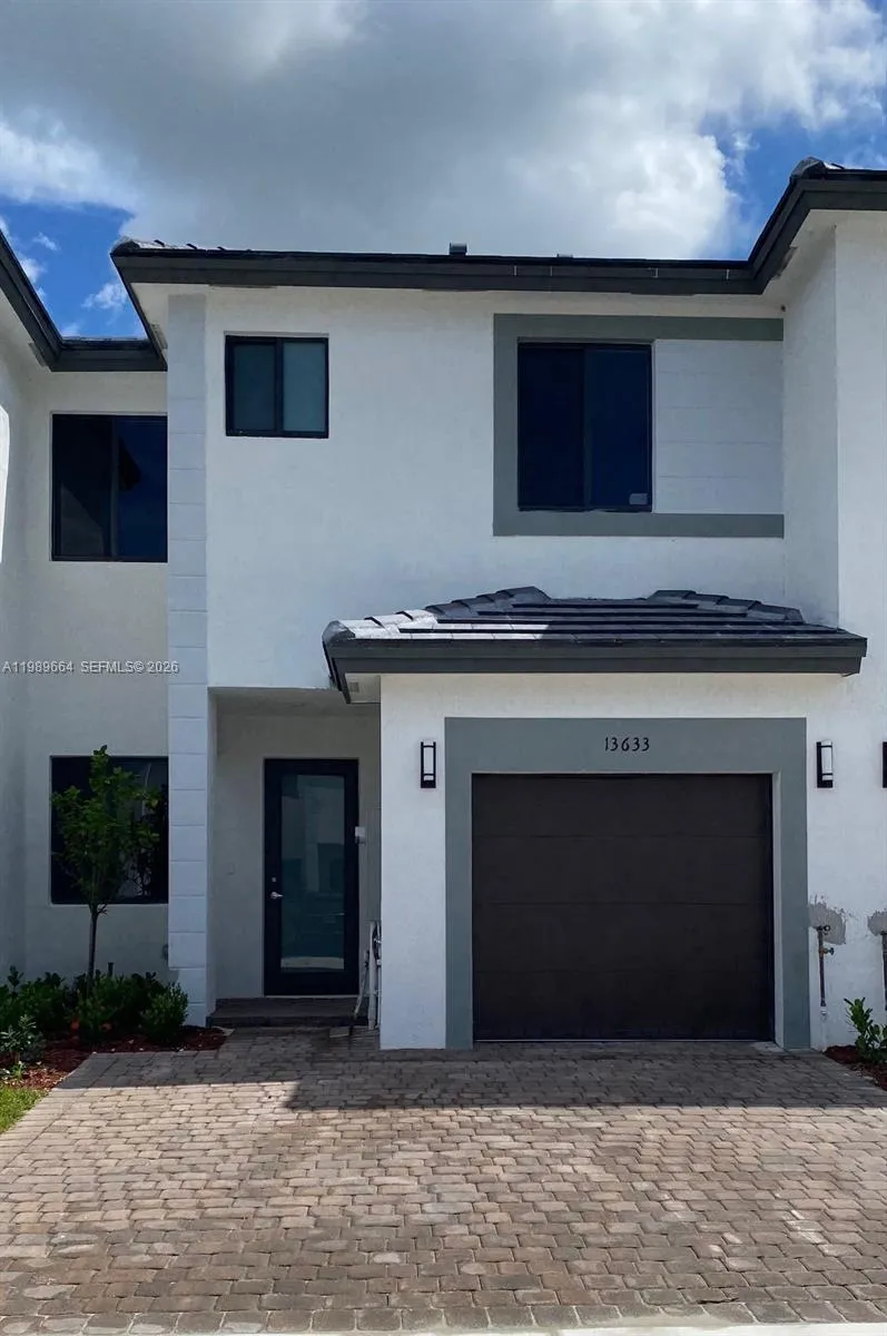 13633 SW 157th Pl # 0, Miami FL 33196