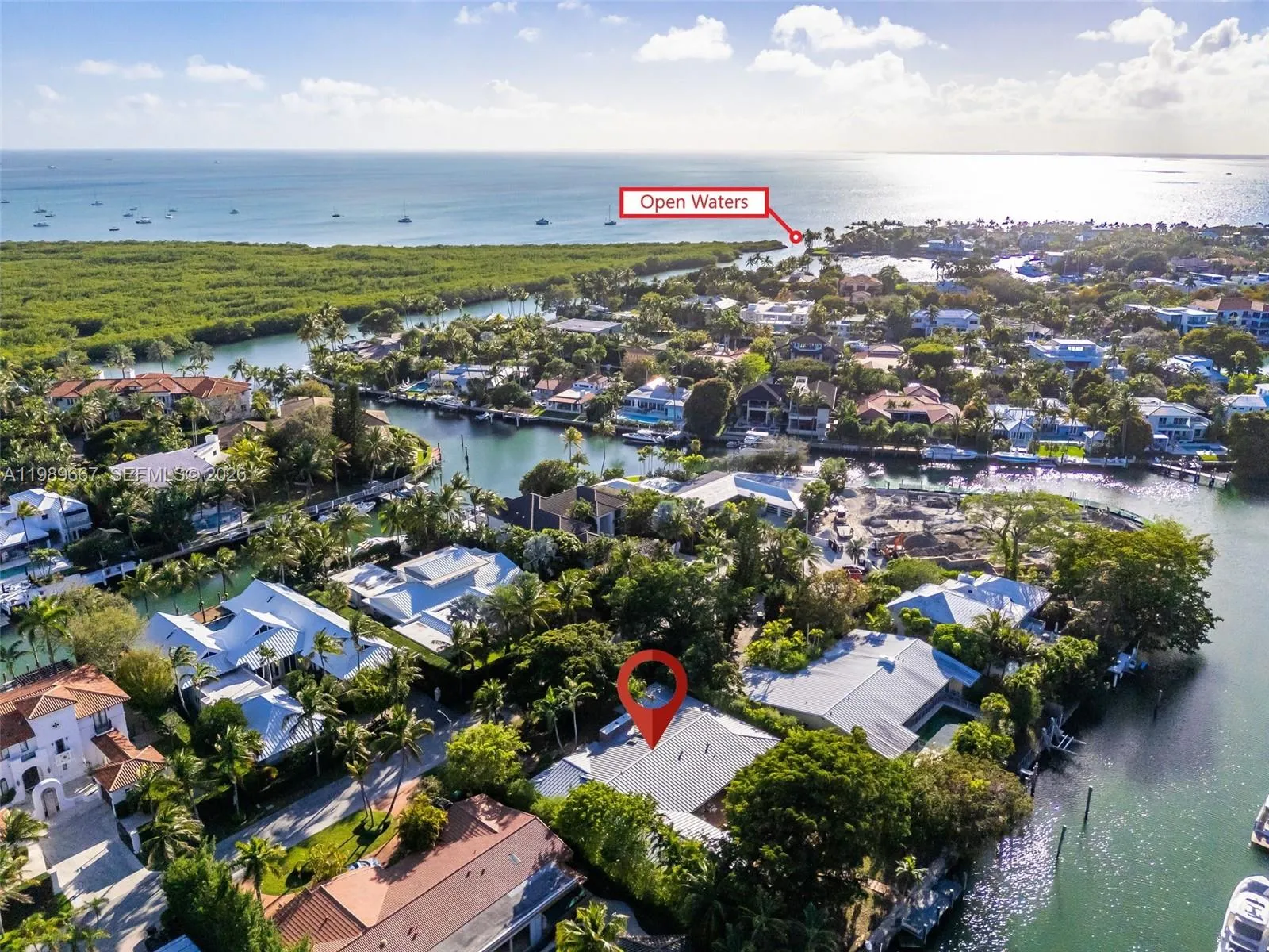 5 bedroom 5 bath for sale at 221 Knollwood Dr, Key Biscayne FL 33149
