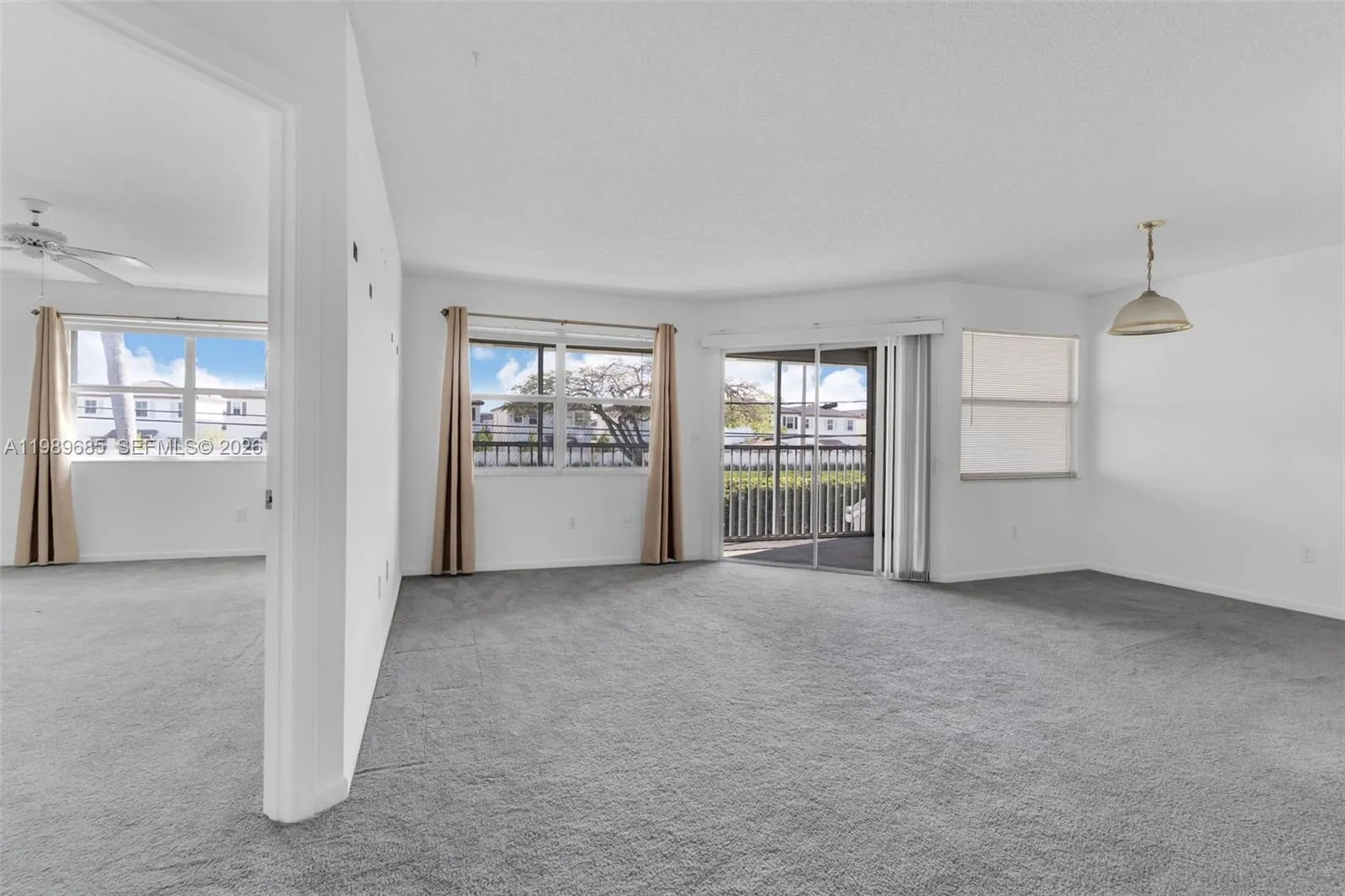 2274 SE 27th Dr # F, Homestead FL 33035