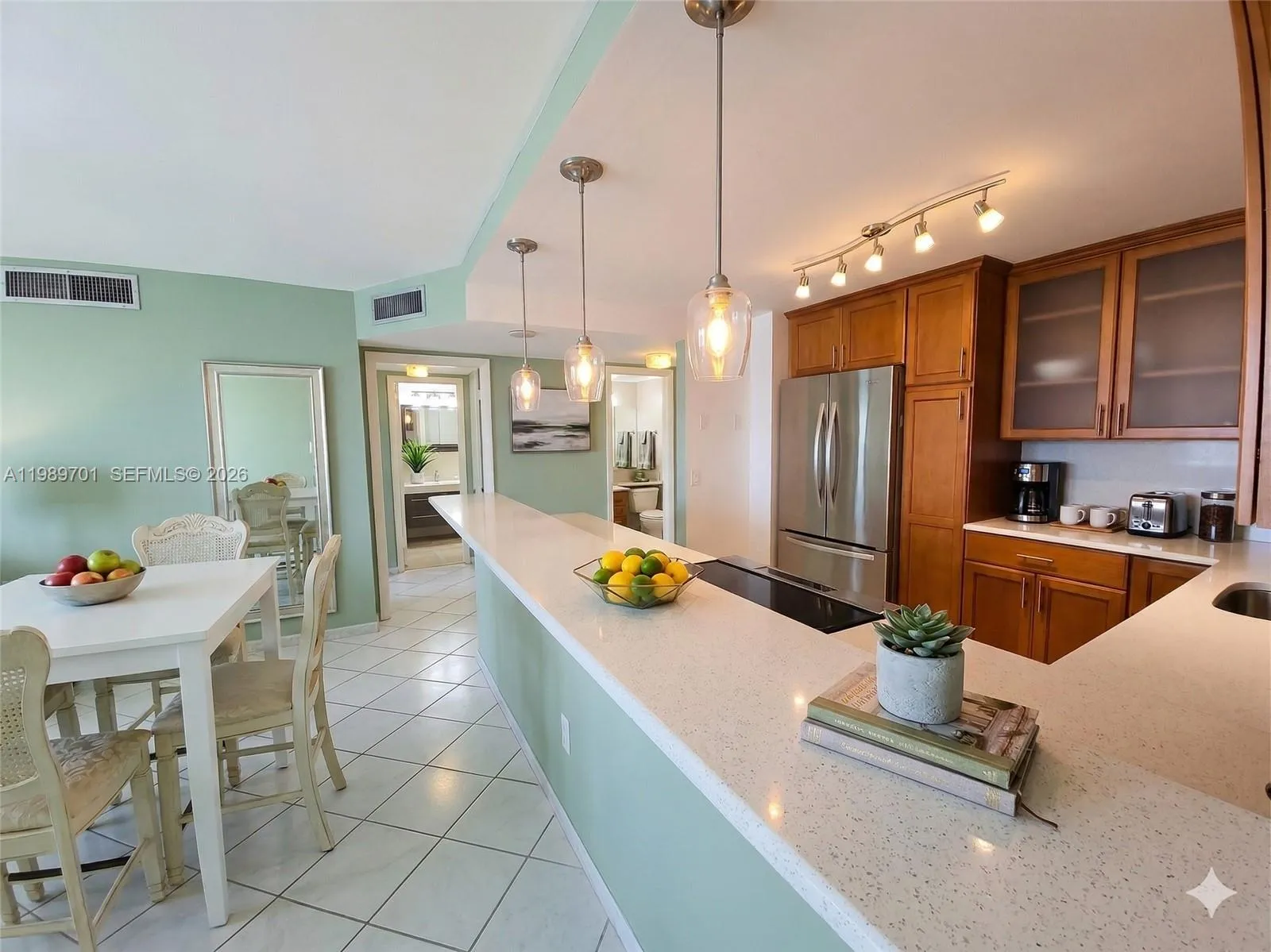2851 NE 183rd St # 905E, Aventura FL 33160
