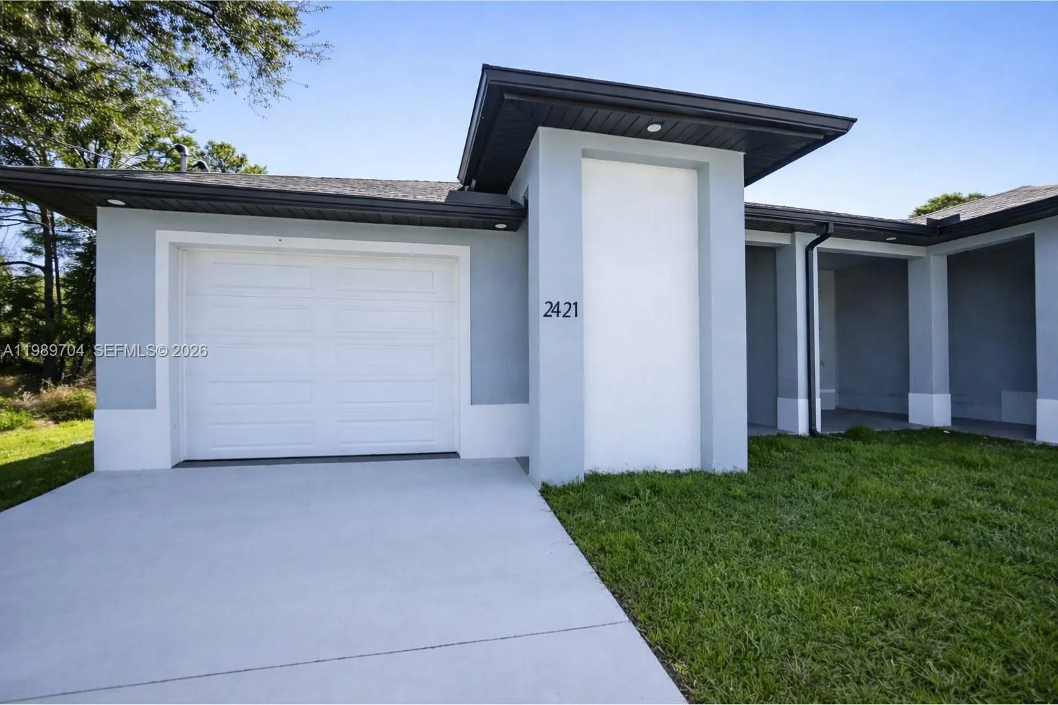 2421/2423 milton ave s, Lehigh Acres FL 33973