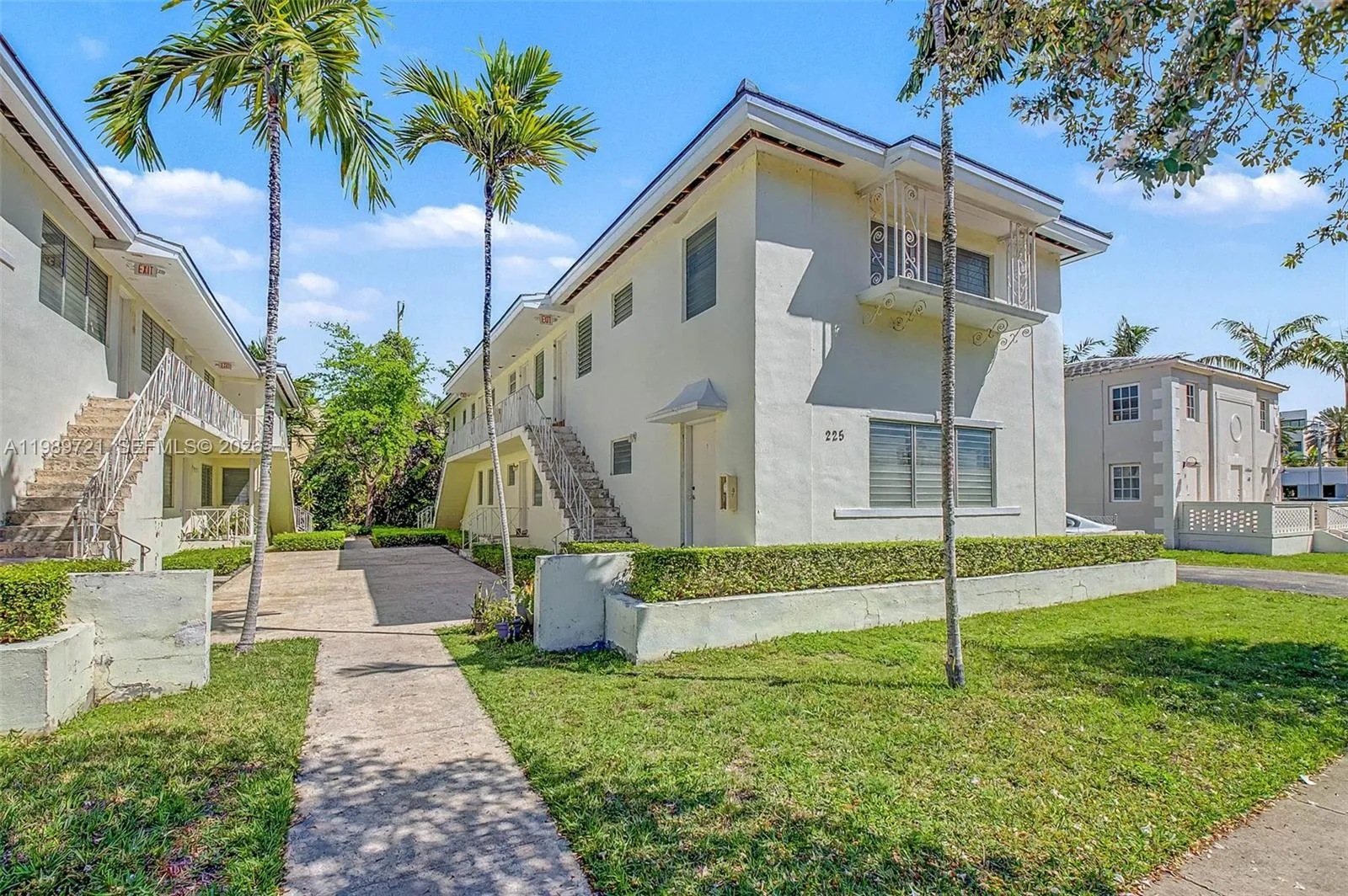1 bedroom 1 bath for rent at 225 Madeira Ave # 6, Coral Gables FL 33134