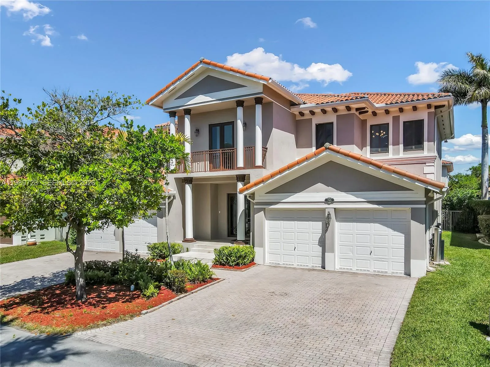 5 bedroom 4 bath for sale at 7965 SW 195th St, Cutler Bay FL 33157