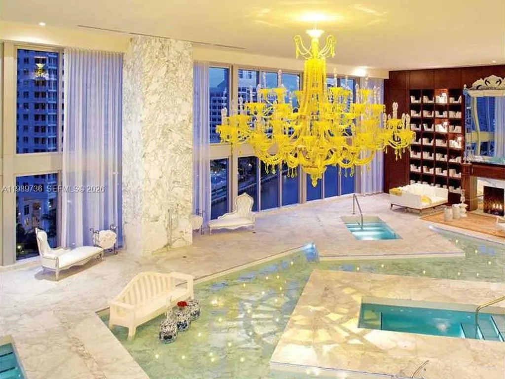 475 Brickell Ave # 5111, Miami FL 33131