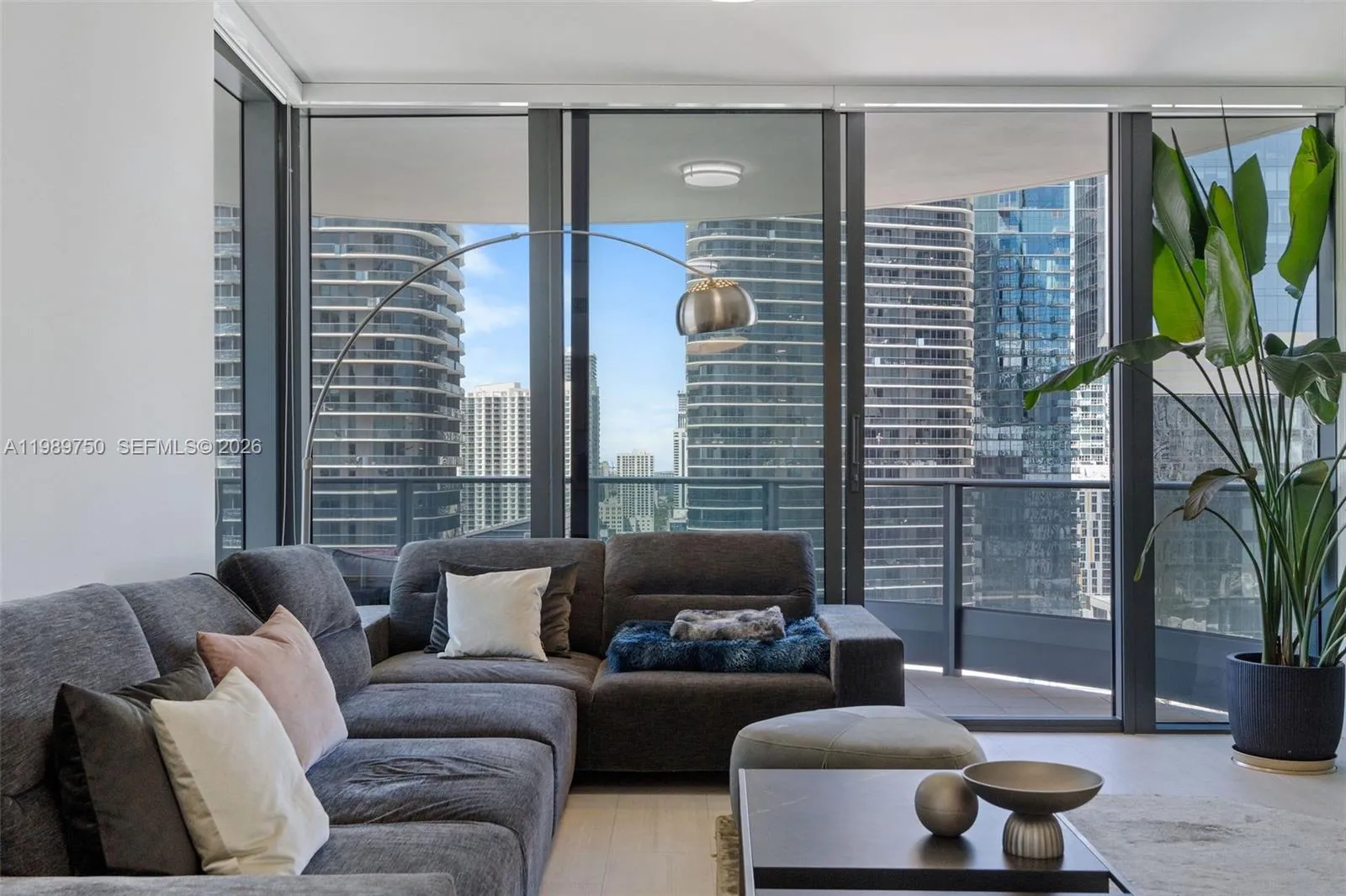 1000 Brickell Plz # 2812, Miami FL 33131