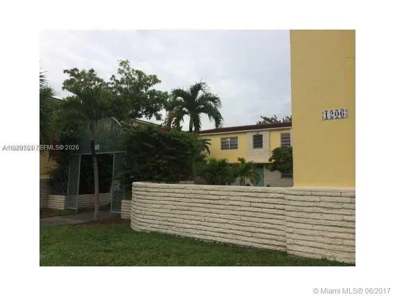 2 bedroom 1 bath for rent at 1206 S Douglas Rd # 1, Coral Gables FL 33134