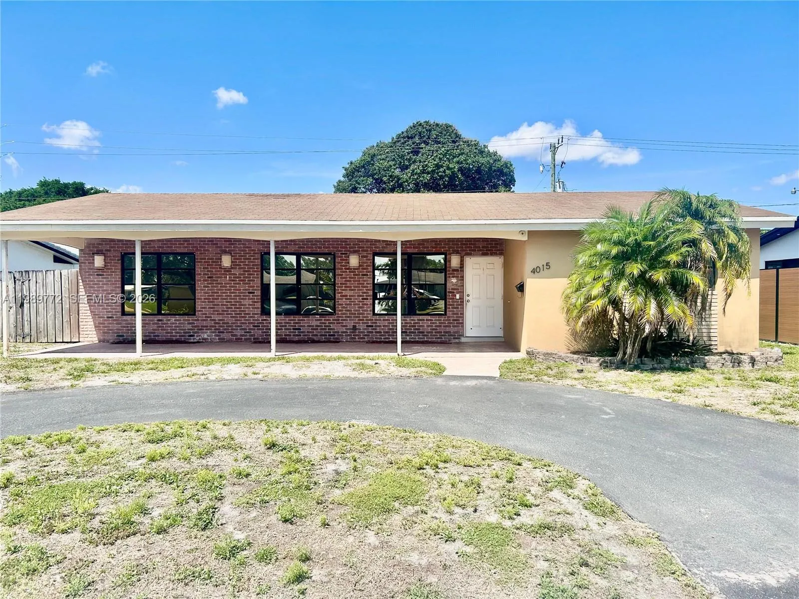 3 bedroom 2 bath for sale at 4015 W Park Rd, Hollywood FL 33021