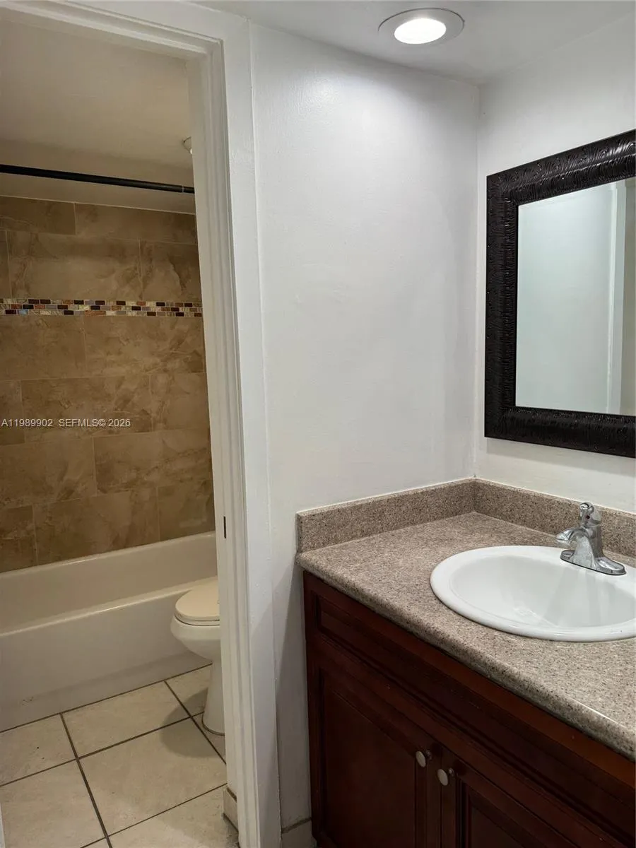 10500 SW 108th Ave # B303, Miami FL 33176