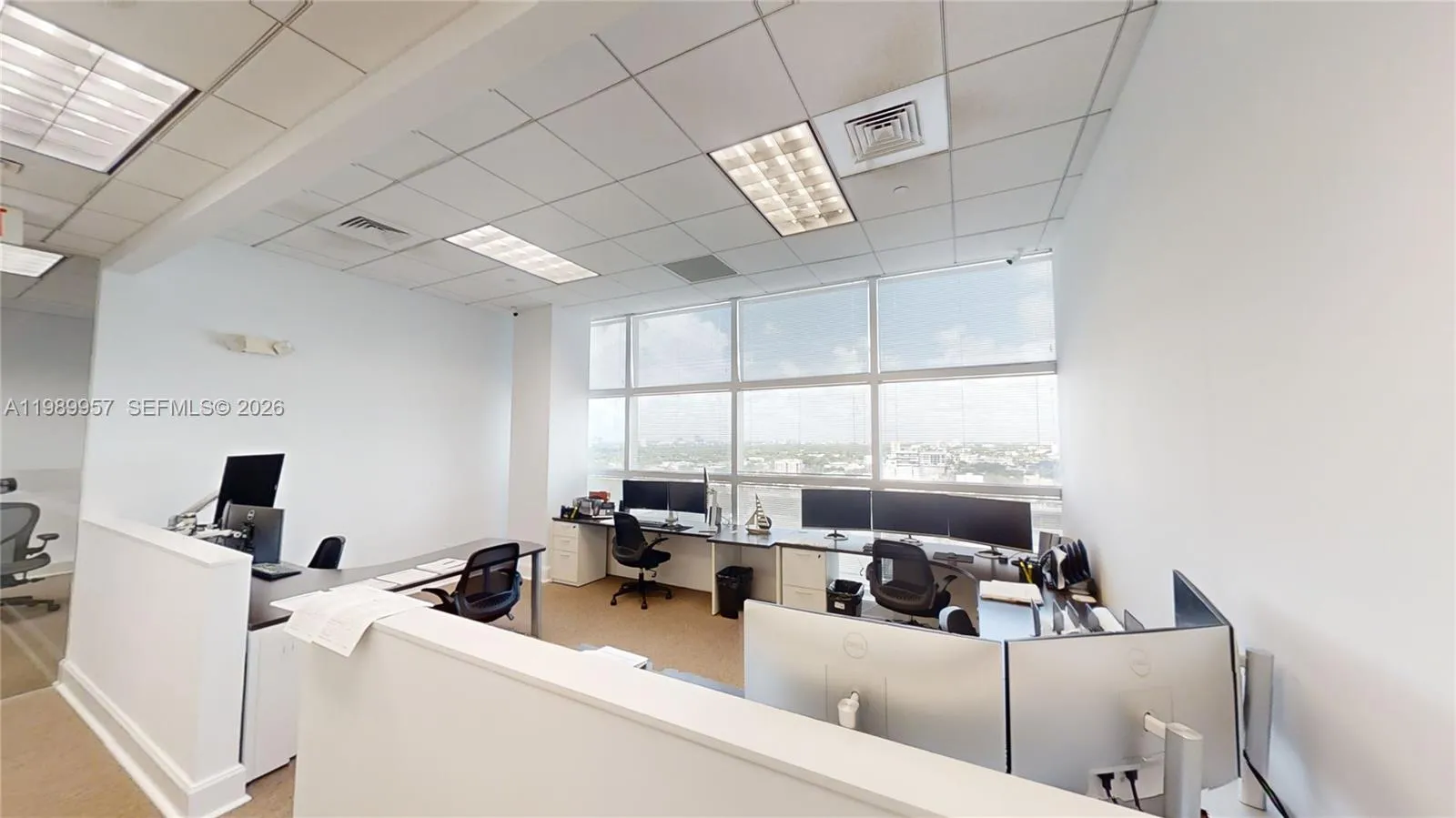 175 SW 7th St # 1612, Miami FL 33130