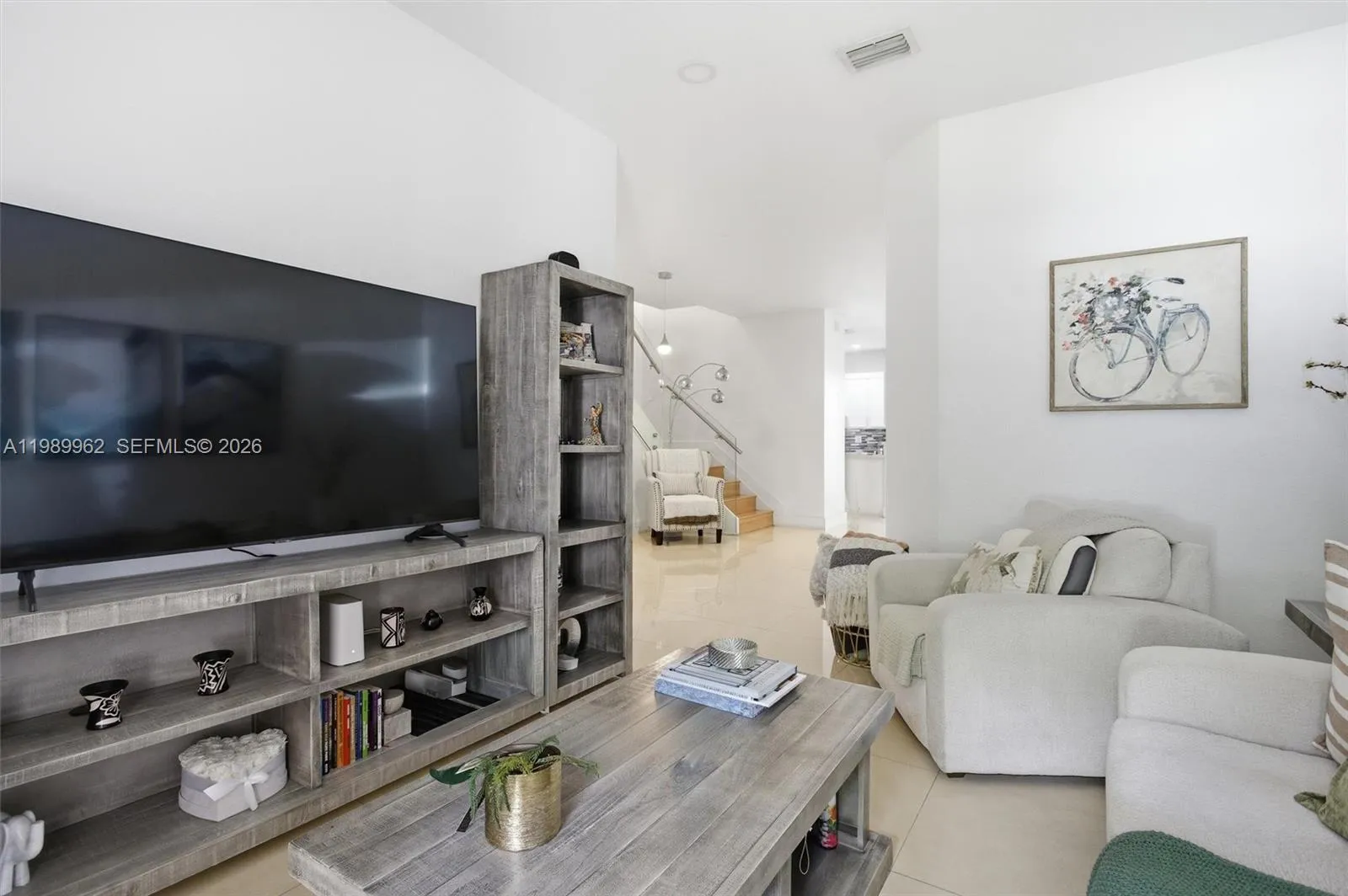 10319 NW 30th Ter, Doral FL 33172