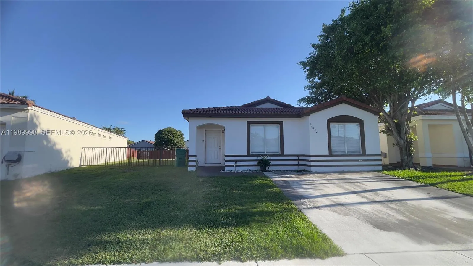 3 bedroom 2 bath for sale at 14252 SW 175th Ter, Miami FL 33177