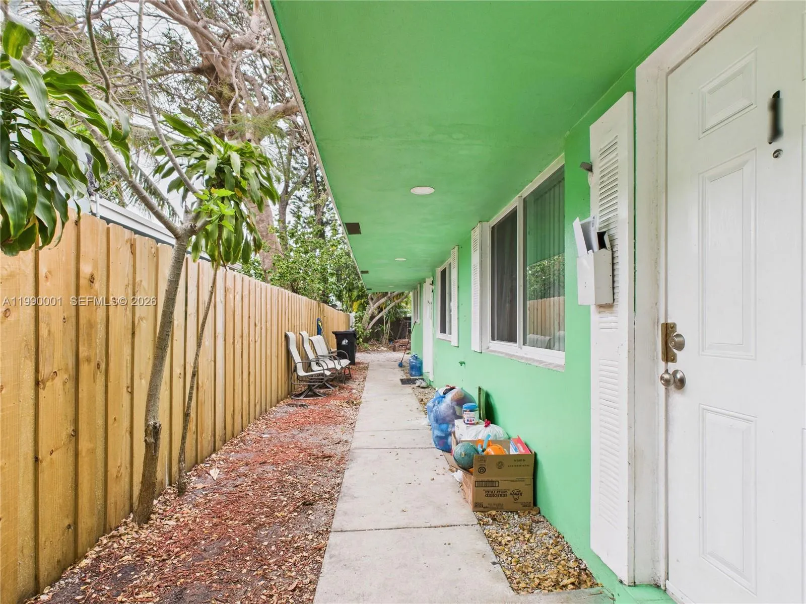 1713 SW 11th Ct, Fort Lauderdale FL 33312