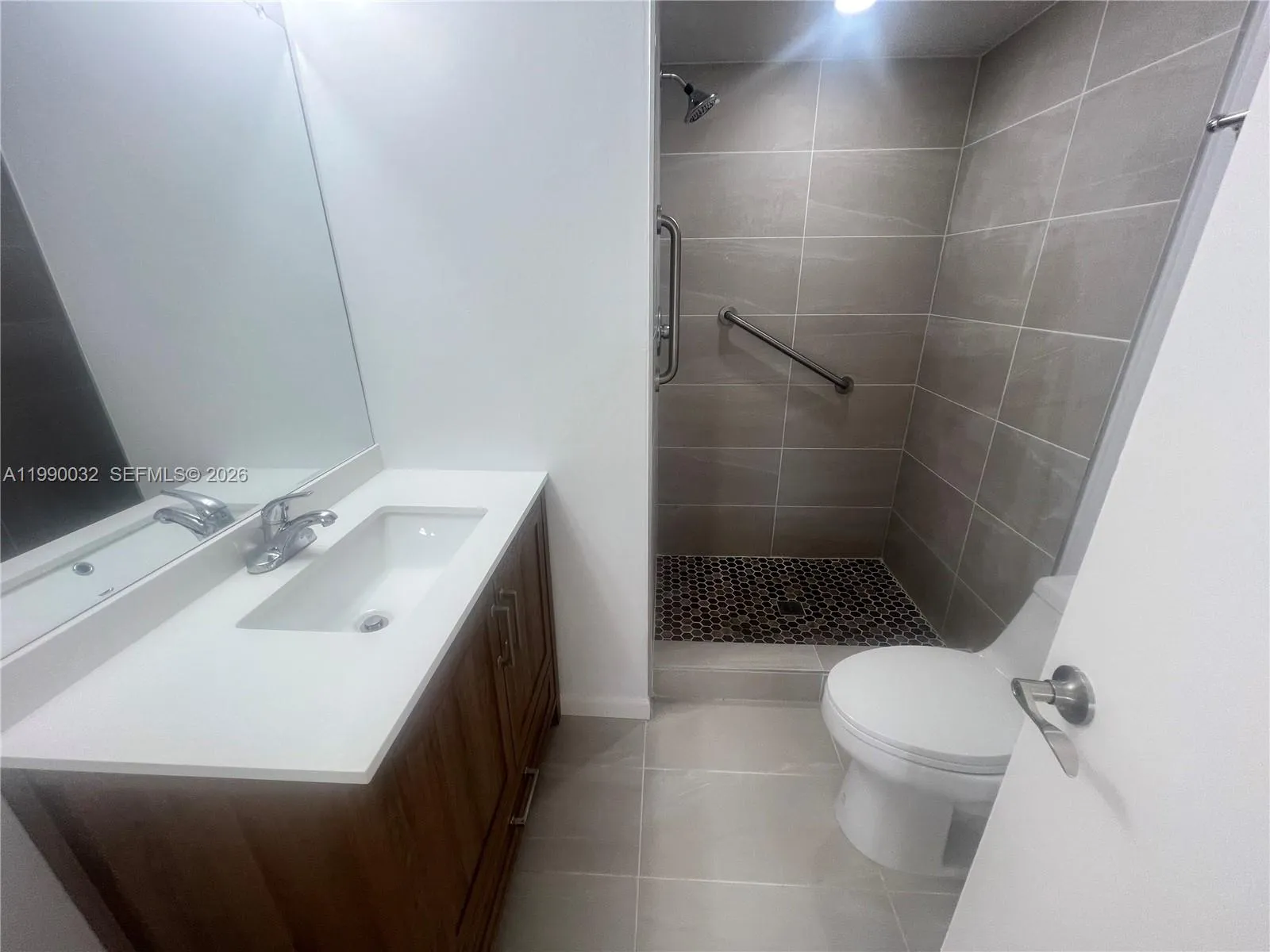 8500 Sunrise Lakes Blvd # 111, Sunrise FL 33322