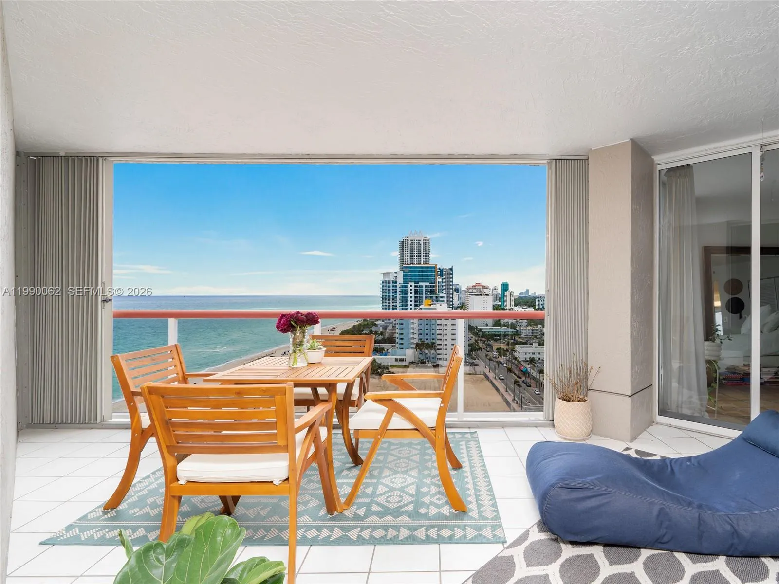 6767 Collins Ave # 1704, Miami Beach FL 33141