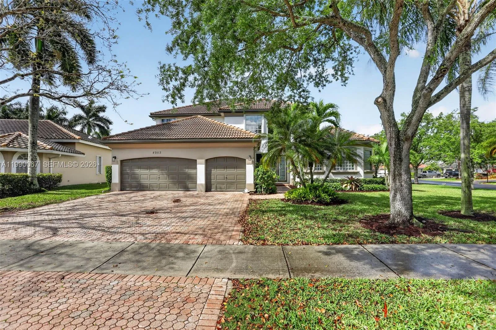 4953 Kensington Cir, Coral Springs FL 33076