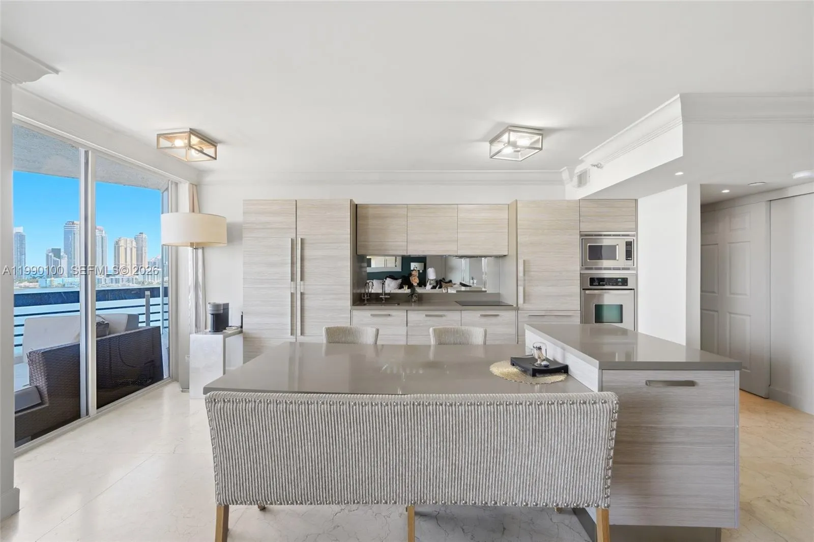 3530 Mystic Pointe Dr # 1714, Aventura FL 33180