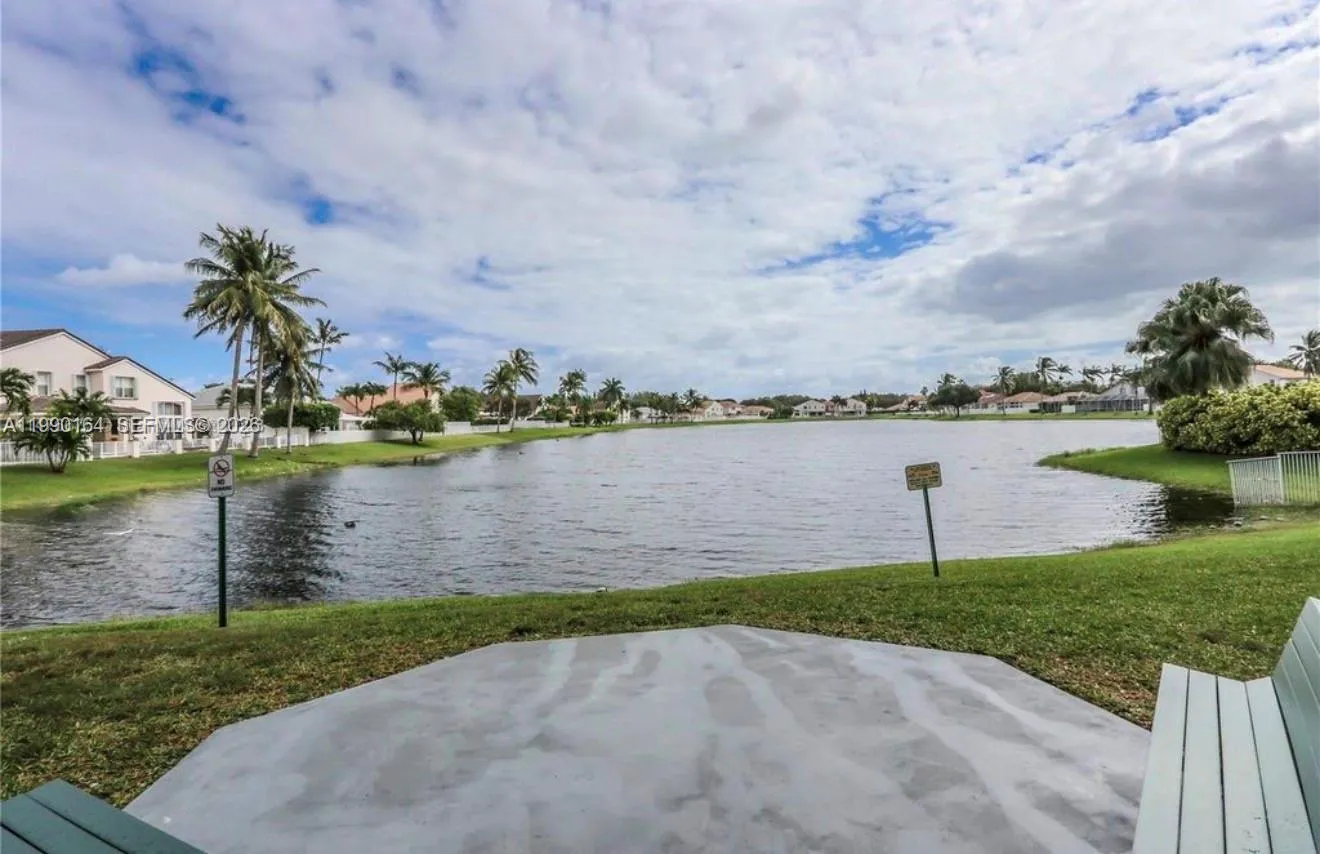 5350 SW 33rd Ave, Hollywood FL 33312