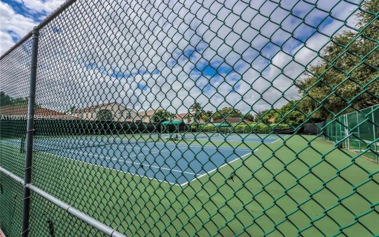 5350 SW 33rd Ave, Hollywood FL 33312