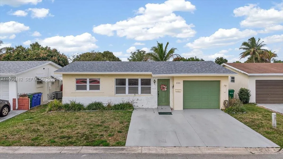 2 bedroom 1 bath for sale at 1125 NW 69th Ave, Margate FL 33063