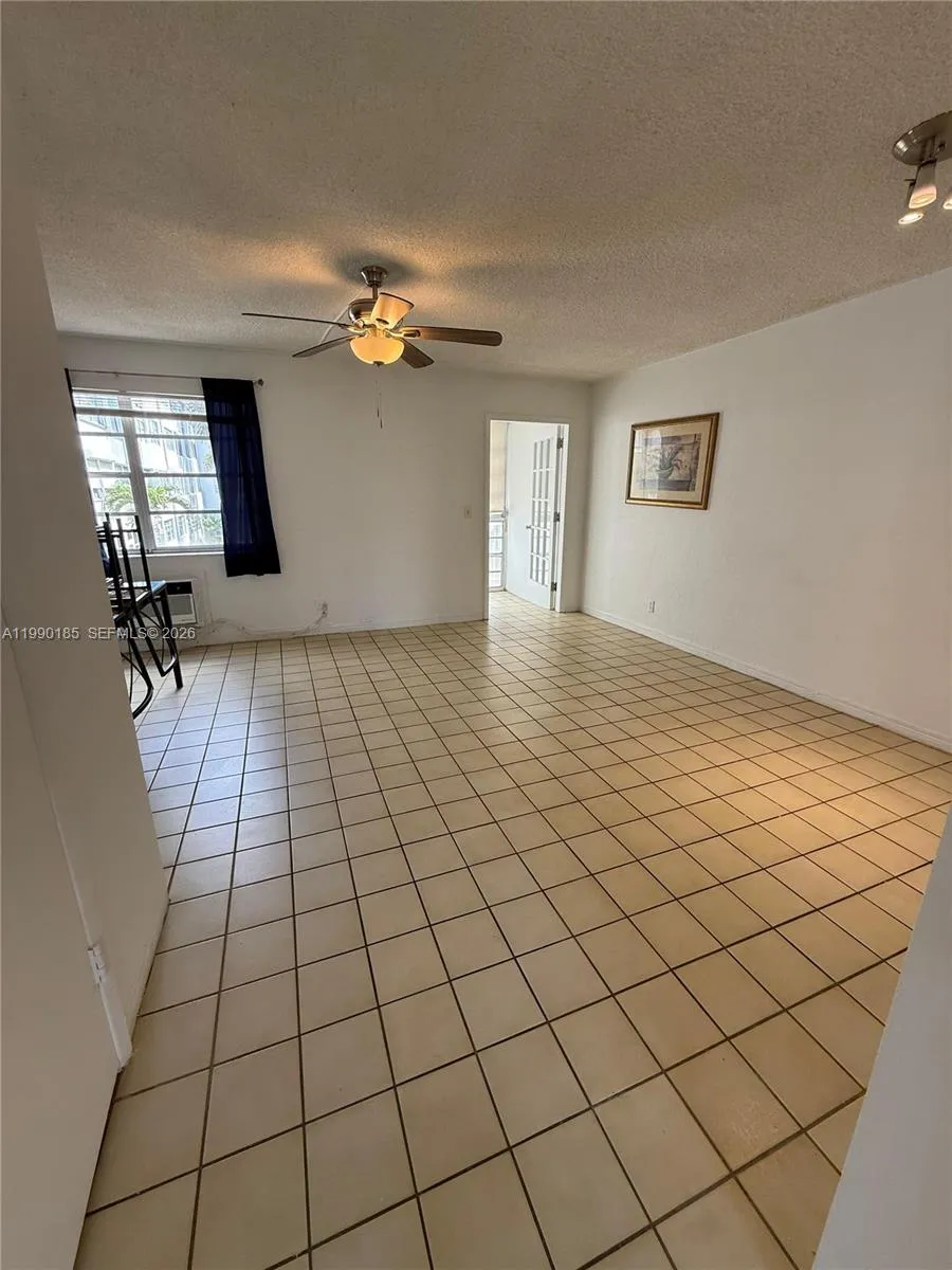1333 E Hallandale Beach Blvd # 223, Hallandale Beach FL 33009