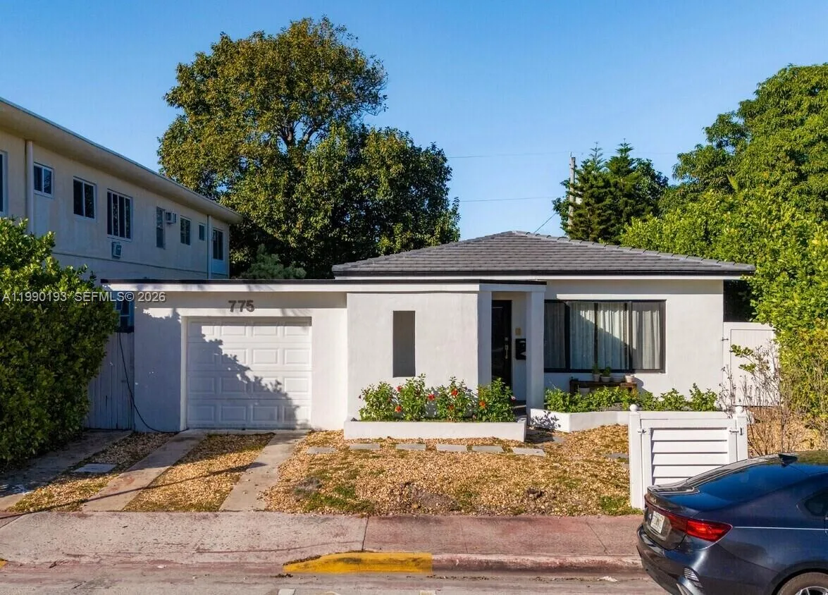 775 81st St, Miami Beach FL 33141