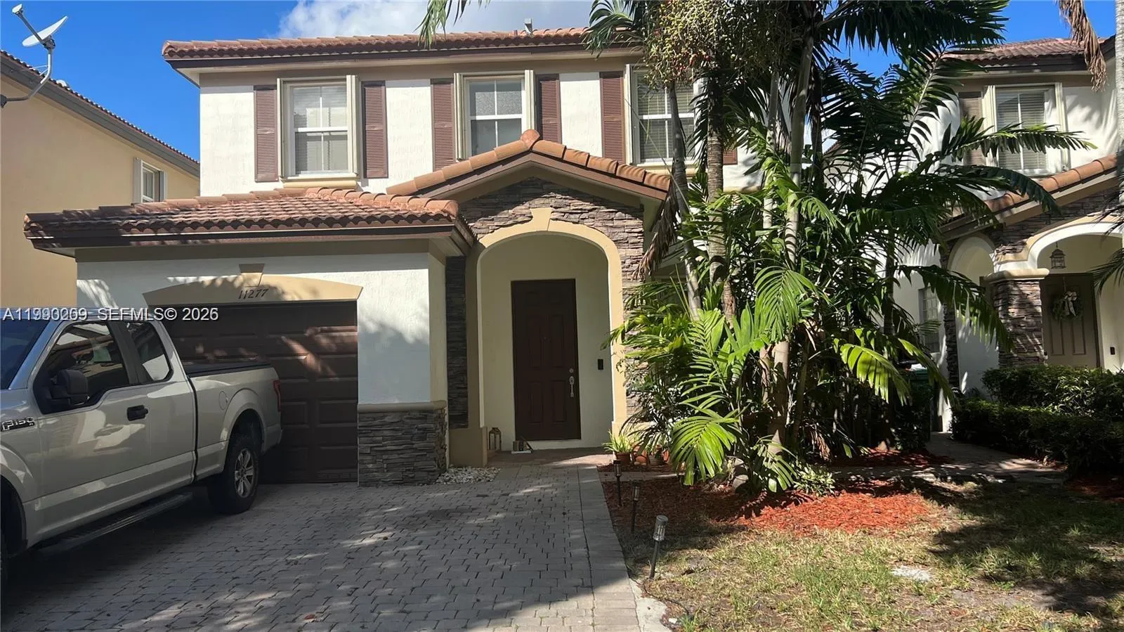 3 bedroom 2 bath for sale at 11277 NW 44th Ter, Doral FL 33178