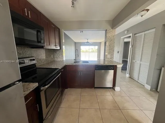 5200 NW 31st Ave # 34, Fort Lauderdale FL 33309