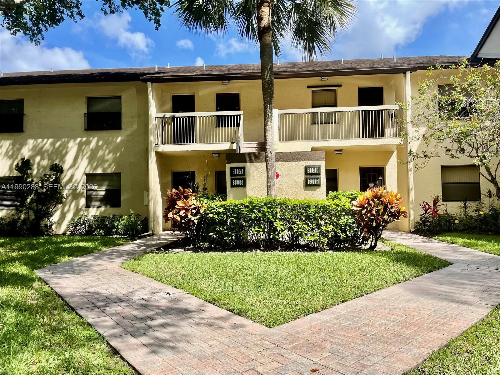 2 bedroom 2 bath for sale at 3137 S Carambola # 2369, Coconut Creek FL 33066