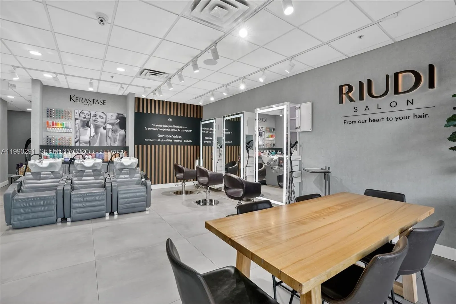 for sale at For Sale Beauty Salon In Hialeah, Hialeah FL 33015