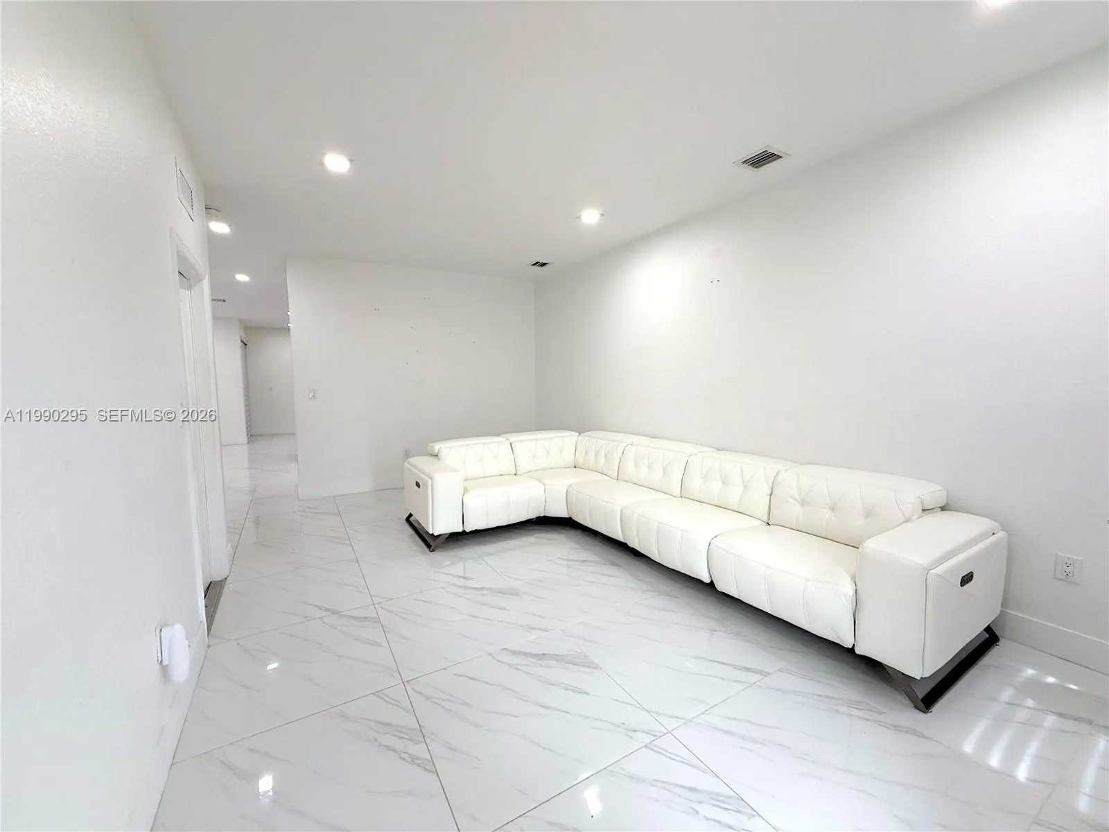 758 NE 34th Ave, Homestead FL 33033